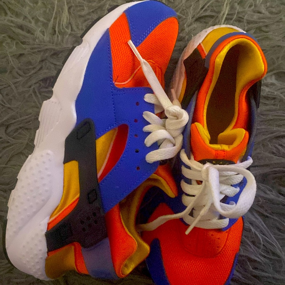 NIKE huarache